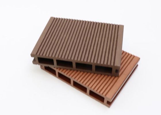Αδιάβροχα υπαίθρια Decking ξύλινα πλαστικά σύνθετα Decking κεραμίδια WPC