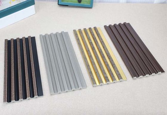 Αδιάβροχο Soundproof Fluted CP τοίχων ξύλινο πλαστικό σύνθετο εγκατάστασης επιτροπών εύκολο