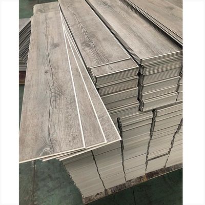 Στεγανοποιήστε το SPC 5mm που δαπεδώνει το SPC 4mm χτυπά τα πλαστικά κεραμίδια πατωμάτων πατωμάτων