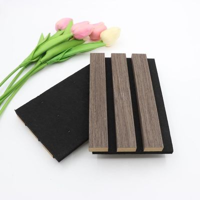 Luxury Acoustic Panels Board Ύφασμα Ξύλινο αυλακωτό αυλακωτό 2400 * 600mm