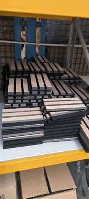 2400mm Πίνακες ακουστικής αυτοκόλλησης από ίνες πολυεστέρα για οικιακό κινηματογράφο