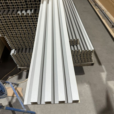 Αδιάβροχο εσωτερικό πίνακα τοίχου WPC για εσωτερική διακόσμηση τοίχων Εύκολη εγκατάσταση και συντήρηση Δωρεάν