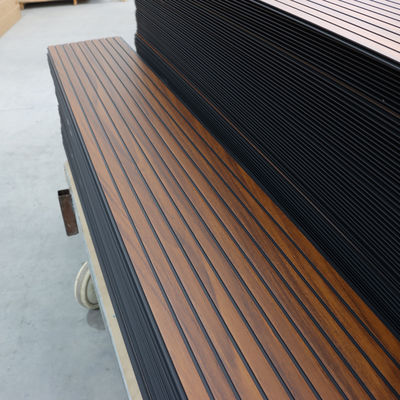 Διακοσμητικό πάνελ οροφής PVC για τοίχο Εμπορικό κάλυμμα τοίχου PVC Εσωτερικό πάνελ τοίχου Ανθεκτικό Υλικό τοίχου εύκολου καθαρισμού