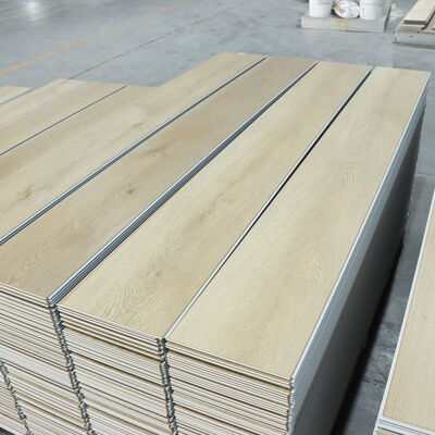 Δάπεδο SPC E0 από PVC με Ακατέργαστη Ύλη από Ασβεστόλιθο Ανώτερης Αντοχής Λύση Δαπέδου για Εμπορικές και Οικιακές Εφαρμογές