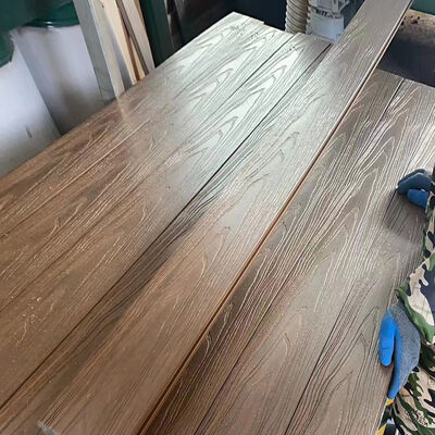 Ανθεκτικό σε καιρικές συνθήκες εξωτερικό δάπεδο WPC.