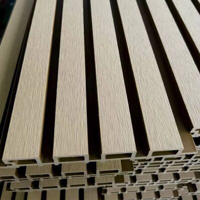 Τρισδιάστατα κούφια αυλάκια Pvc Fluted Wpc ακουστικά πάνελ τοίχου Επένδυση εξωτερικής διακόσμησης